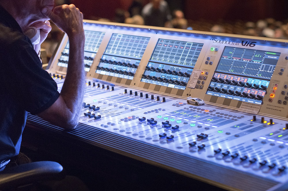 sound technician dubai booking agency